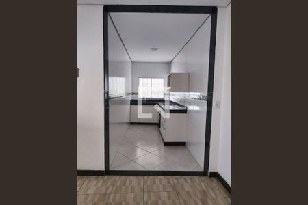 Cozinha de casa para alugar com 1 quarto, 150m² em Tupi, Belo Horizonte