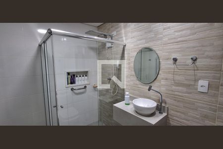 Casa à venda com 176m², 4 quartos e 4 vagas Casa à venda com 176m², 4 quartos e 4 vagasBanheiro Social