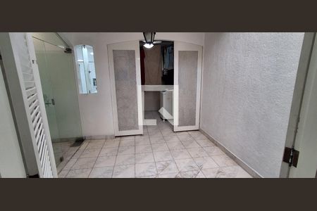 Casa à venda com 176m², 4 quartos e 4 vagas Casa à venda com 176m², 4 quartos e 4 vagasJardim de inverno