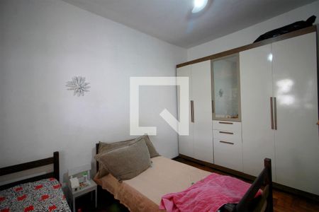 Quarto 2 de casa à venda com 3 quartos, 430m² em Cachoeirinha, Belo Horizonte