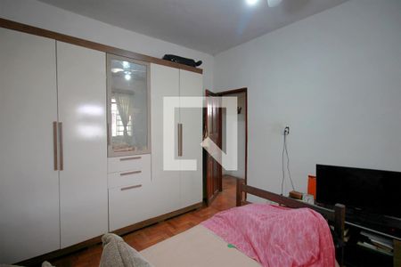 Quarto 2 de casa à venda com 3 quartos, 430m² em Cachoeirinha, Belo Horizonte