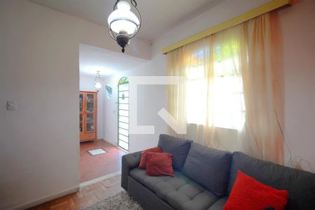 Sala de casa à venda com 3 quartos, 430m² em Cachoeirinha, Belo Horizonte