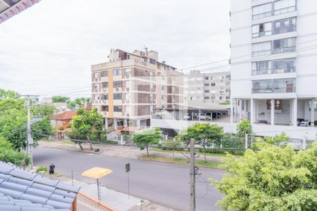 Quarto 1 de casa para alugar com 4 quartos, 220m² em Vila Assunção, Porto Alegre