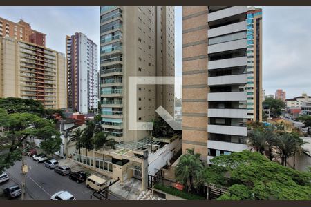 Sacada - Vista de apartamento para alugar com 3 quartos, 96m² em Jardim, Santo André