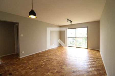 Apartamento para alugar com 110m², 3 quartos e 1 vagaSala