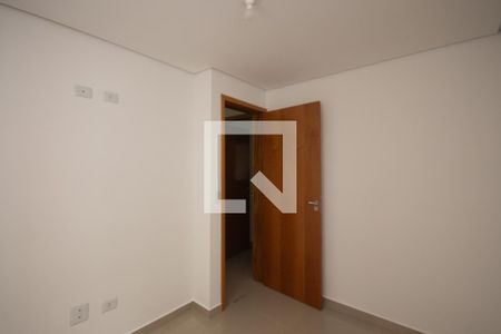 Quarto 2 de apartamento para alugar com 2 quartos, 45m² em Vila Mazzei, São Paulo