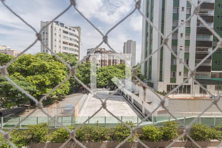 Vista da Sala de apartamento para alugar com 2 quartos, 90m² em Santo Antônio, Belo Horizonte