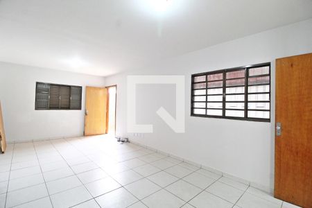 Sala de casa para alugar com 4 quartos, 150m² em Saraiva, Uberlândia