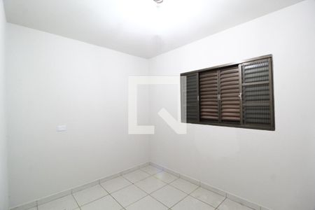 Quarto 1 - Suíte de casa para alugar com 4 quartos, 150m² em Saraiva, Uberlândia