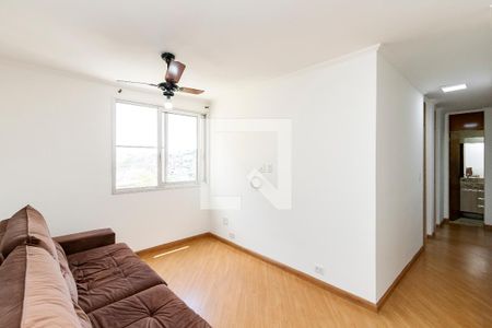 Sala de apartamento para alugar com 2 quartos, 52m² em Jardim Santa Josefina, São Paulo