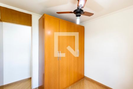 Quarto 2 de apartamento para alugar com 2 quartos, 52m² em Jardim Santa Josefina, São Paulo