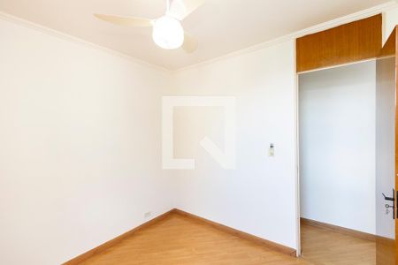 Quarto 1 de apartamento para alugar com 2 quartos, 52m² em Jardim Santa Josefina, São Paulo