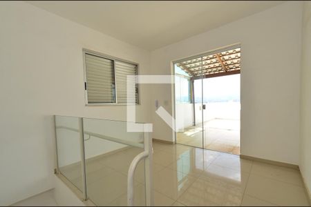 Sala cobertura de apartamento à venda com 4 quartos, 153m² em Ana Lúcia, Belo Horizonte