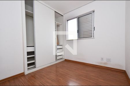 Quarto2 de apartamento à venda com 4 quartos, 153m² em Ana Lúcia, Belo Horizonte