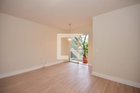 Sala de apartamento para alugar com 3 quartos, 70m² em Jardim Caboré, São Paulo