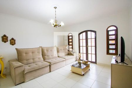 Sala de casa à venda com 3 quartos, 278m² em Vila Valparaíso, Santo André