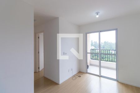 Sala de apartamento para alugar com 2 quartos, 43m² em Jardim da Gloria, Cotia