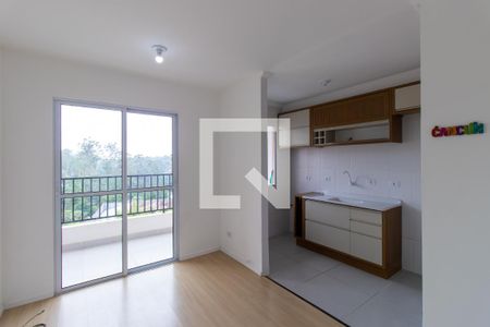 Sala de apartamento para alugar com 2 quartos, 43m² em Jardim da Gloria, Cotia