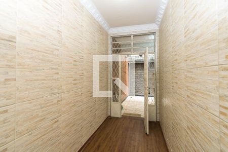 Sala - Acesso a Varanda Gourmet de apartamento para alugar com 3 quartos, 90m² em Olaria, Rio de Janeiro