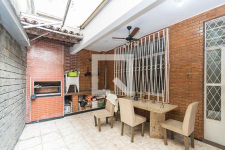 Varanda Gourmet de apartamento para alugar com 3 quartos, 90m² em Olaria, Rio de Janeiro