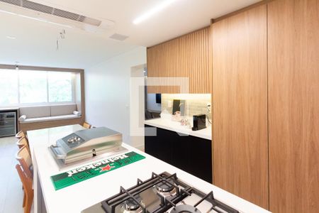 Sala/Cozinha de apartamento para alugar com 3 quartos, 110m² em Itaim Bibi, São Paulo