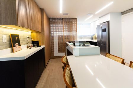 Sala/Cozinha de apartamento para alugar com 3 quartos, 110m² em Itaim Bibi, São Paulo