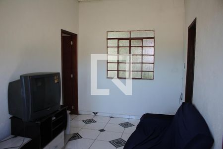 Sala de casa à venda com 2 quartos, 68m² em Bonsucesso, Belo Horizonte