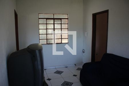 Sala de casa à venda com 2 quartos, 68m² em Bonsucesso, Belo Horizonte