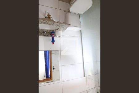 Banheiro da Suíte de apartamento para alugar com 1 quarto, 35m² em Vila Jardim Pompéia, Goiânia