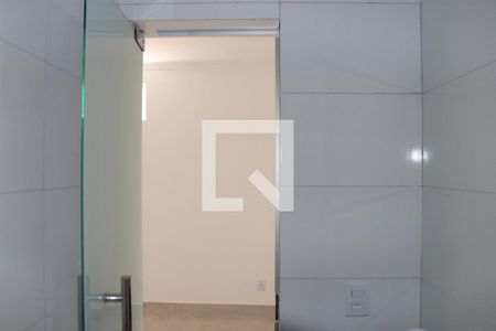 Banheiro de kitnet/studio para alugar com 1 quarto, 20m² em Setor Norte Ferroviário, Goiânia