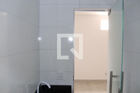 Banheiro de kitnet/studio para alugar com 1 quarto, 20m² em Setor Norte Ferroviário, Goiânia