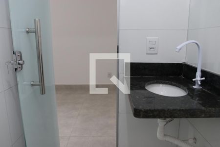 Banheiro de kitnet/studio para alugar com 1 quarto, 20m² em Setor Norte Ferroviário, Goiânia