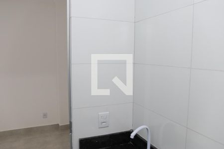 Banheiro de kitnet/studio para alugar com 1 quarto, 20m² em Setor Norte Ferroviário, Goiânia