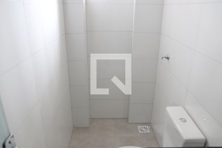 Banheiro de kitnet/studio para alugar com 1 quarto, 20m² em Setor Norte Ferroviário, Goiânia