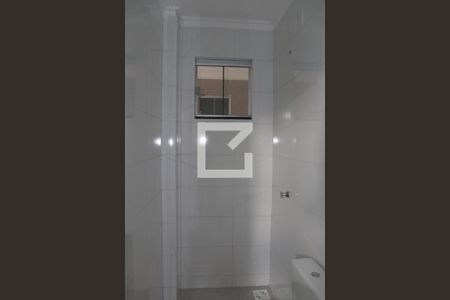 Banheiro de kitnet/studio para alugar com 1 quarto, 20m² em Setor Norte Ferroviário, Goiânia