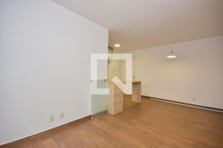 Sala de apartamento para alugar com 2 quartos, 65m² em Jardim Vazani, São Paulo