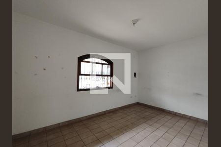 Quarto de casa para alugar com 3 quartos, 258m² em Parque Dourado, Ferraz de Vasconcelos