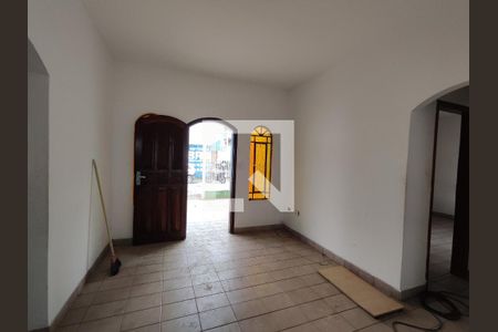 Sala de casa para alugar com 3 quartos, 258m² em Parque Dourado, Ferraz de Vasconcelos