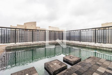 Apartamento à venda com 240m², 3 quartos e 2 vagas Apartamento à venda com 240m², 3 quartos e 2 vagasÁrea Gourmet