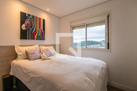 Apartamento à venda com 240m², 3 quartos e 2 vagas Apartamento à venda com 240m², 3 quartos e 2 vagasQuarto 2