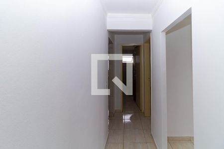 Corredor  de apartamento para alugar com 1 quarto, 59m² em Vila Ivg, São Paulo