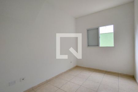 Quarto 1 de casa de condomínio para alugar com 2 quartos, 68m² em Samambaia, Praia Grande