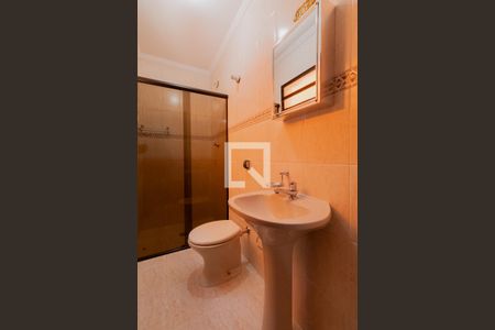 Casa à venda com 120m², 3 quartos e 2 vagas Casa à venda com 120m², 3 quartos e 2 vagasBanheiro Suíte 2