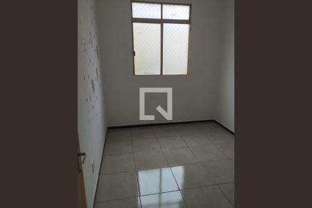 Quarto de apartamento para alugar com 2 quartos, 73m² em Santa Monica, Belo Horizonte