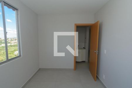 quarto 1 de apartamento à venda com 2 quartos, 45m² em Centro, Contagem