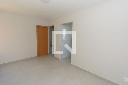 sala de apartamento à venda com 2 quartos, 45m² em Centro, Contagem