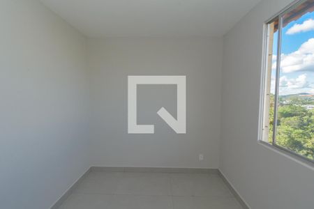 quarto 1 de apartamento à venda com 2 quartos, 45m² em Centro, Contagem