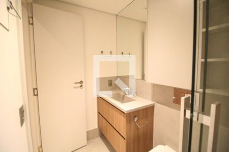 Banheiro de apartamento à venda com 1 quarto, 60m² em Vila Olímpia, São Paulo