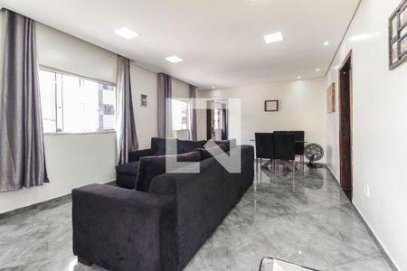 Sala de casa à venda com 3 quartos, 293m² em Itaquera, São Paulo