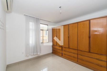 Quarto 1 de apartamento para alugar com 2 quartos, 70m² em Penha Circular, Rio de Janeiro